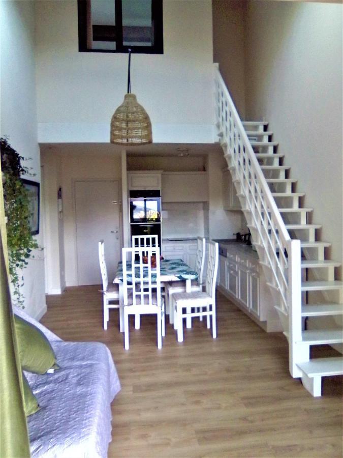 La Terrasse Des Golfs, Duplex Climatise, 2 Sdb, Garage, Calme Et Verdure Saint-Raphaël Exterior foto