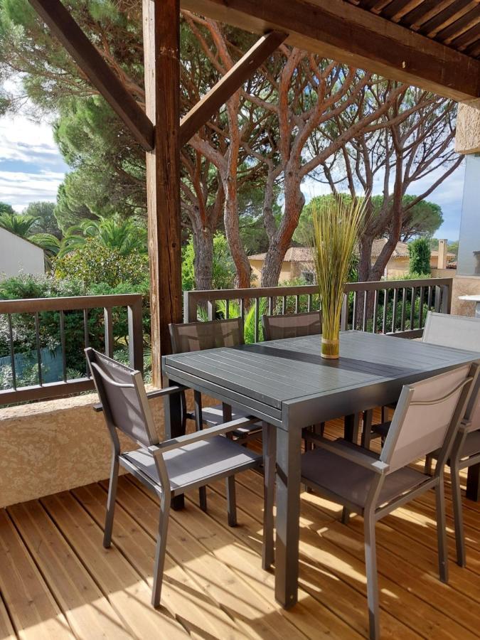 La Terrasse Des Golfs, Duplex Climatise, 2 Sdb, Garage, Calme Et Verdure Saint-Raphaël Exterior foto